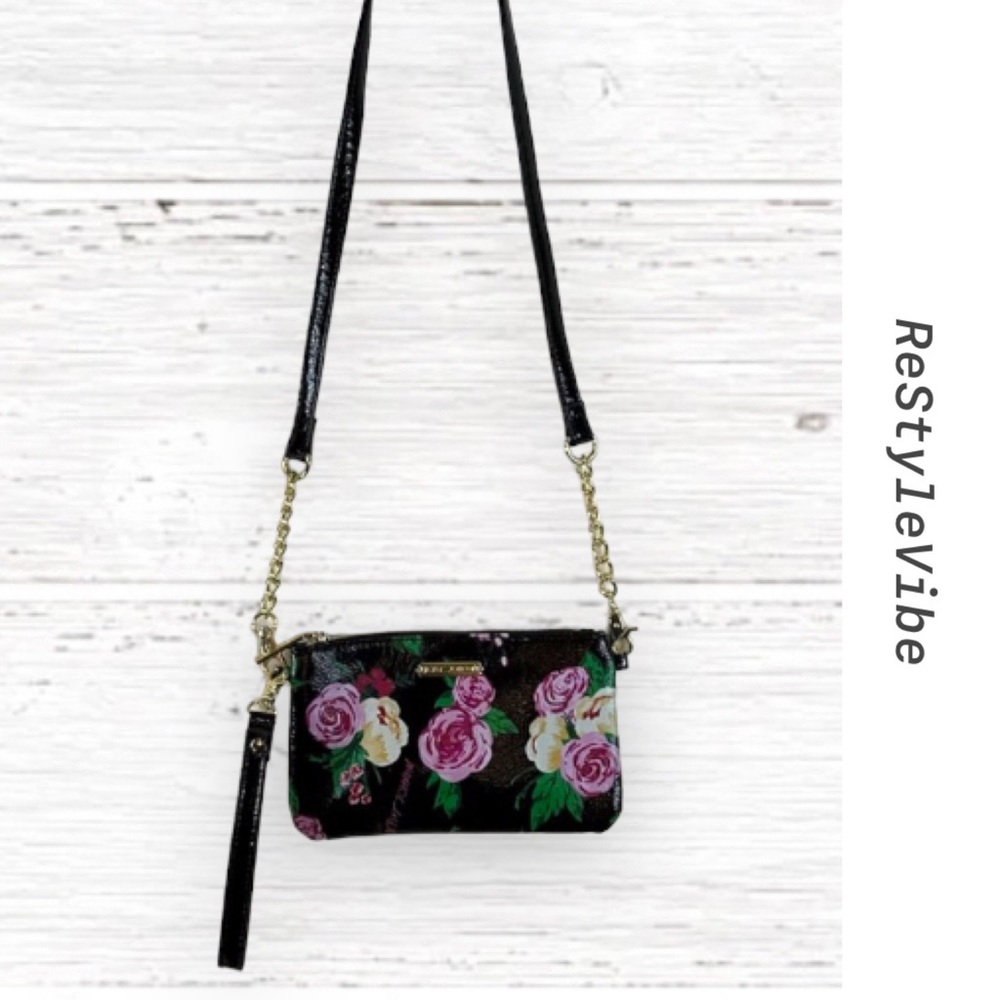 BETSEY JOHNSON Women’s Purse Bag Crossbody Charging Bank Floral Handbag Gold